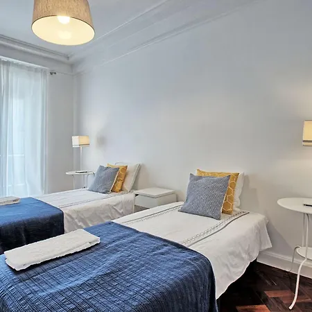 Liverpool-terrasse By Interhome Appartement Lissabon